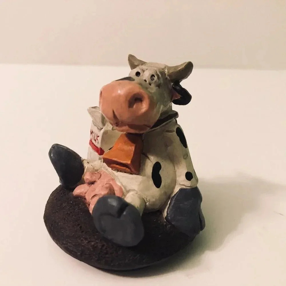 Vintage BFD Cow Figure Milk Carton Resin 2.5 Inch Tall - Picture 2 of 13
